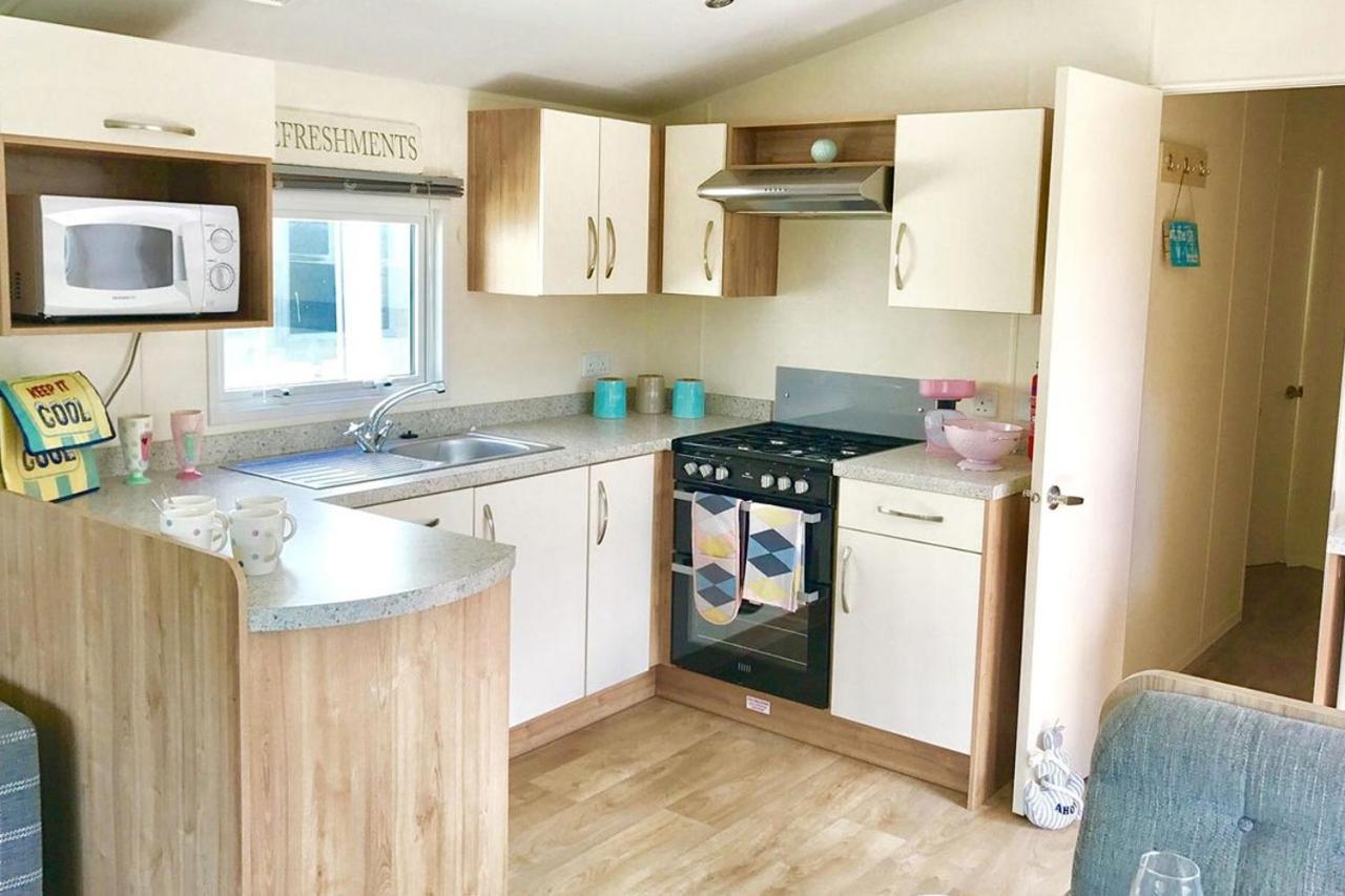 Barmouth Bay Holiday Park Llanddwywe Exteriör bild