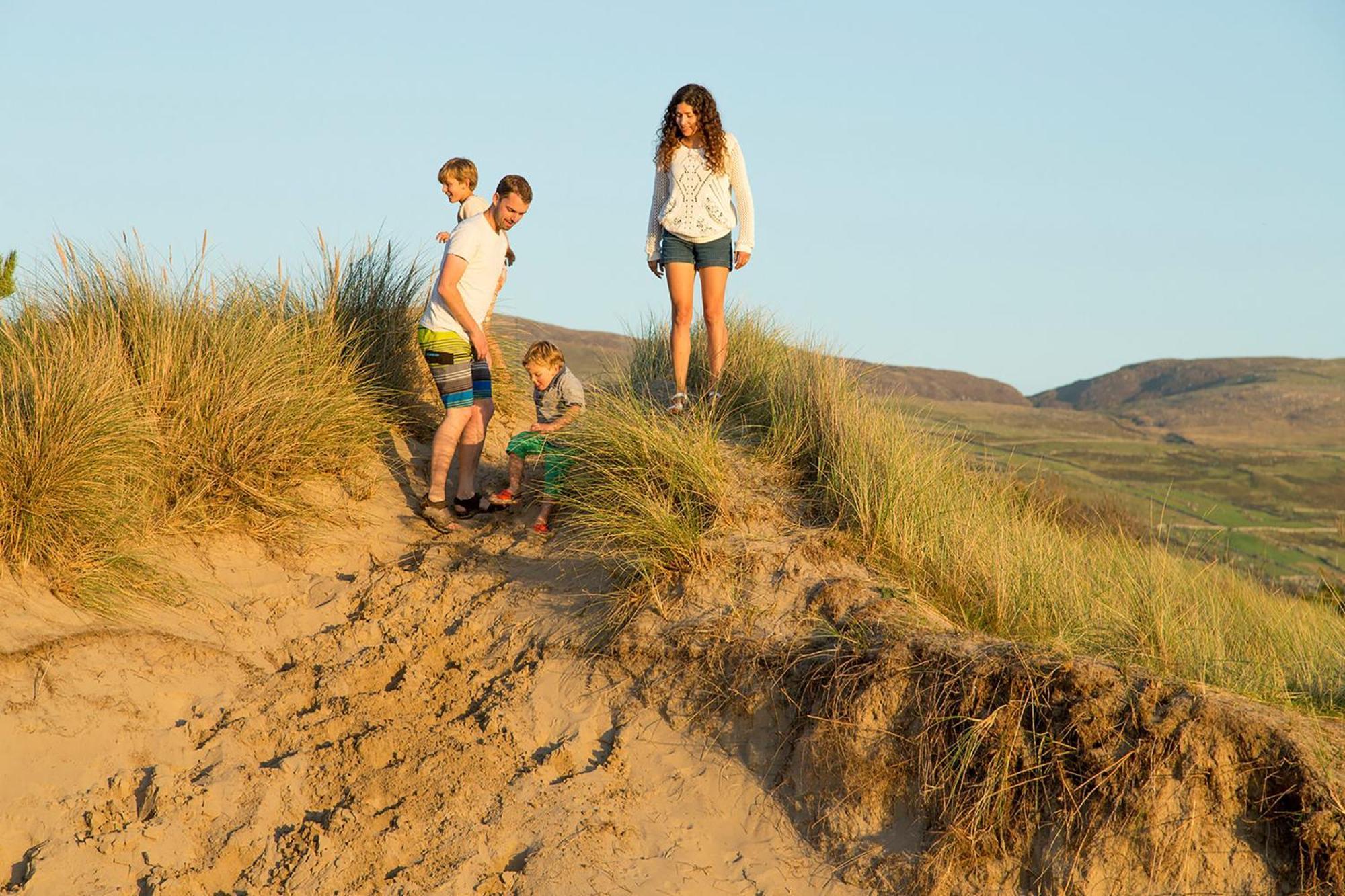 Barmouth Bay Holiday Park Llanddwywe Exteriör bild